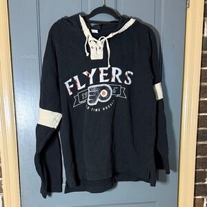 Flyers Black and White Men's Hoodie
